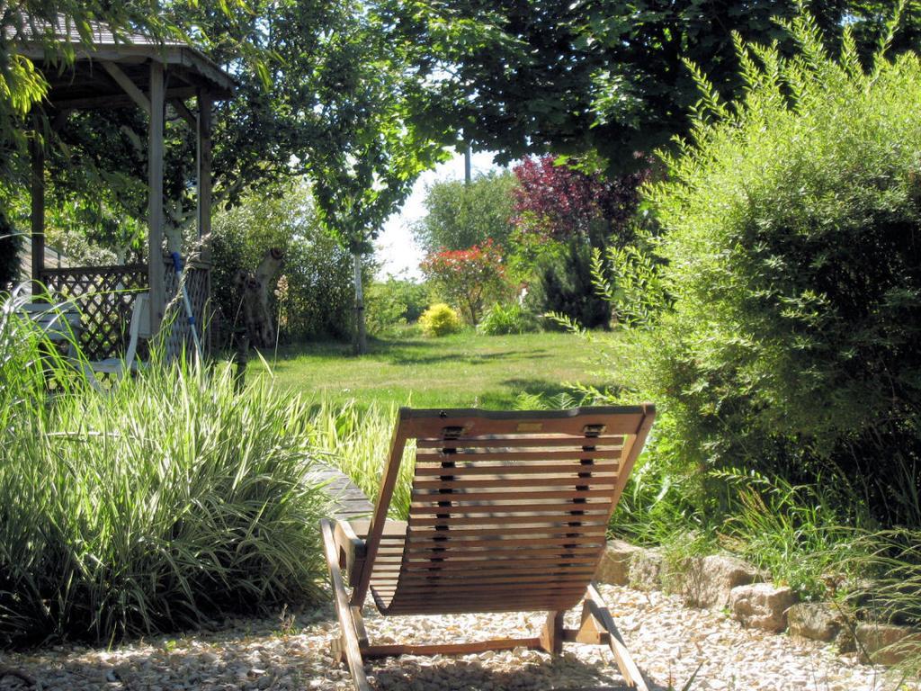 La Clef Des Champs Bed & Breakfast La Roche-en-Brenil Exterior photo